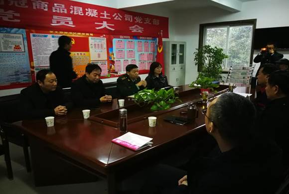 銅官區(qū)區(qū)委常委、人武部到商品混凝土公司開展專項(xiàng)督導(dǎo)工作